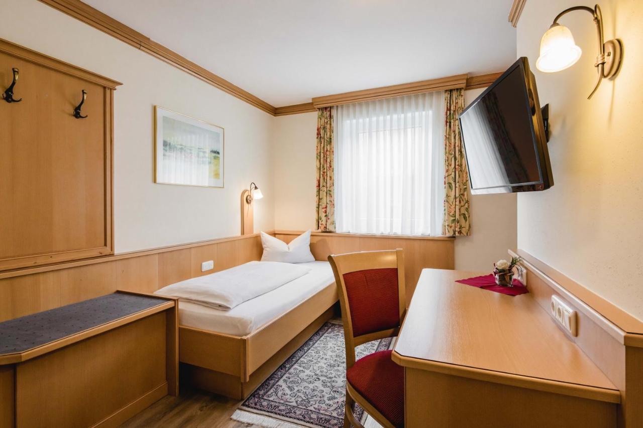 אוסטרהופן Hotel Bayrischer Loewe מראה חיצוני תמונה