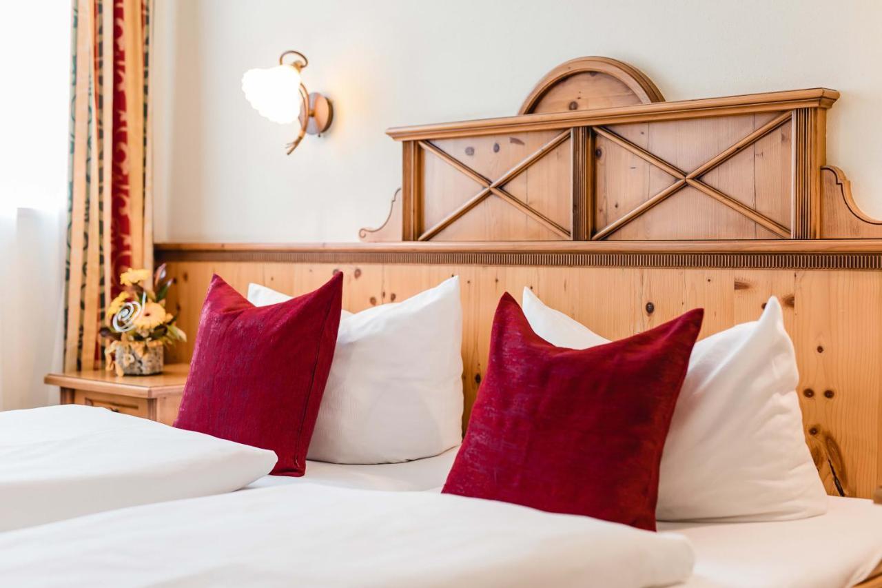 אוסטרהופן Hotel Bayrischer Loewe מראה חיצוני תמונה